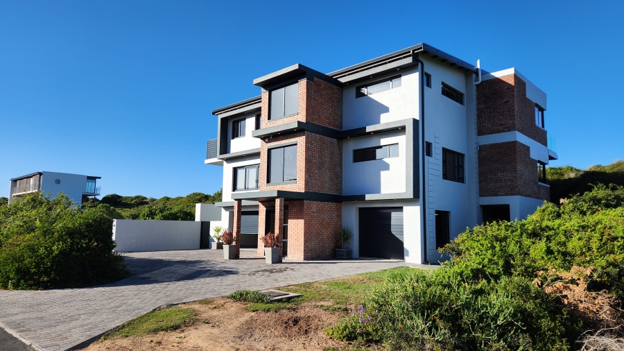 4 Bedroom Property for Sale in Dana Bay Western Cape